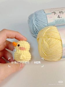 Crochet Duckling Figurine - Adorable Decor!