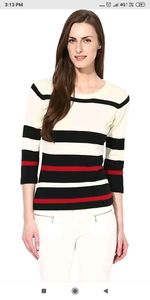 sweatshirt under 500