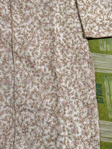 Men's Elegant Embroidered Sherwani