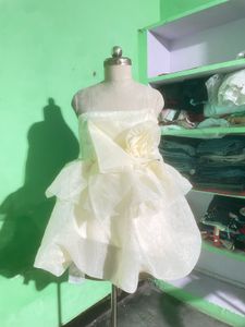 Elegant Off-Shoulder Party Dress