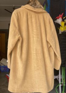Chic Tan Wool Coat with Fur Collar