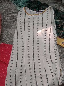 any 1 Colorful Ethnic Kurta Set