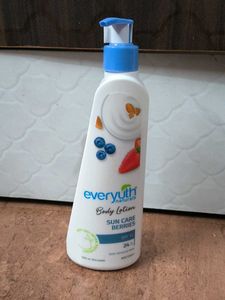 Everyuth Naturals Body Lotion Sun Care Berries