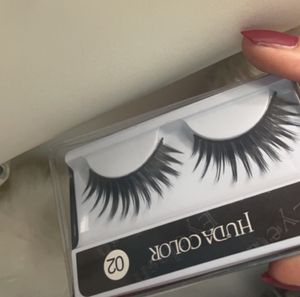 HUDA FAKE EYELASHES - 02