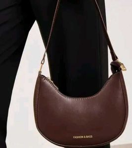 half moon shoulder bag