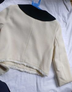 Chic Cream &amp; Black Collar Jacket