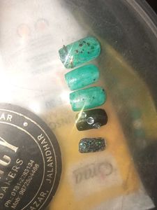 Sparkling &amp; Teal Nail Art