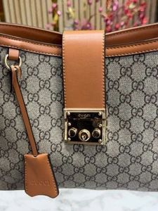 *GG PADLOCK SHOULDER CHAIN BAG*
