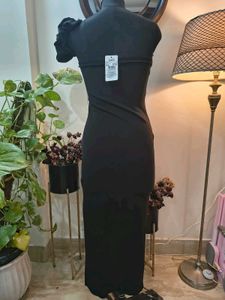 Chic Black Puff Sleeve Midi Dress