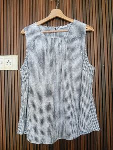 Chic Sleeveless Printed Top