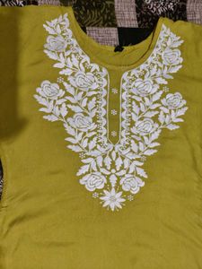 Beautiful Embroidered Kurti