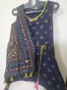 AJIO FusionFloral Print Wrap-Style Tunic Angrakha