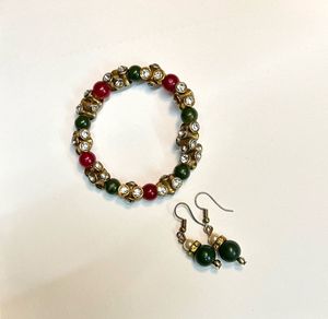 Vintage Holiday Red Green Wire Bracelet 2 in 1