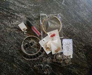 Jewellery Set  and Lipstick