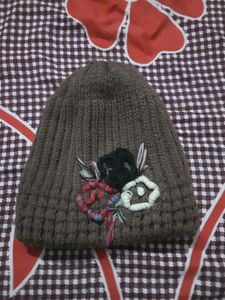 3 Caps