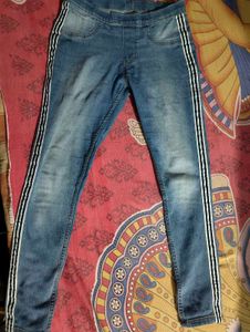 Comfortable Blue Denim Jeans