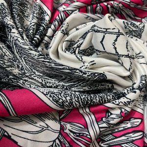 Unique Graphic Print Tunic Top