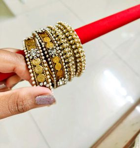 Exquisite Embellished Bangle Set of 2