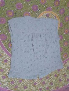 women's top