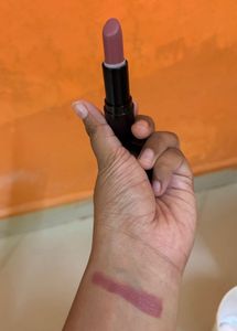 Lakme Lipstick Cushion matte