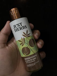 Just Herbs Brightening Face Wash