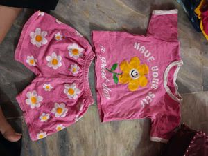 Cute Pink Flower Print Outfit