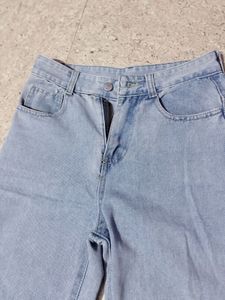 Light Wash Ripped Wide Leg Jeans