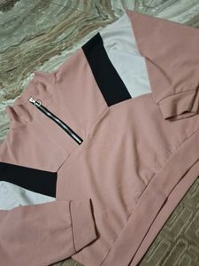 Color Block Pullover Sweatshirt
