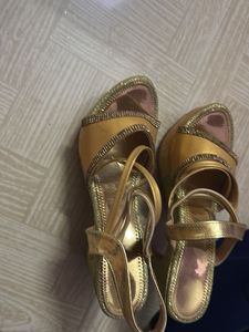 Elegant Gold Wedge Sandals