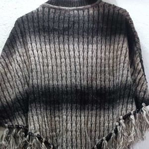 Black Gray Contrast Ponchu (11-12 Years Girls)