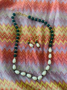 Elegant Pearl & Green Bead Necklace Set
