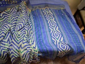 Stylish Chevron Print Saree with Sequins New