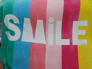 Minnie Mouse "Smile" Beach Towel