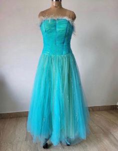 clearance, price drop-Tulle Strapless Gown