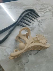 HAIR COMBO Clutcher and Wide tooth Comb