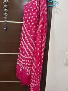 Vibrant Pink Bandhani Dupatta