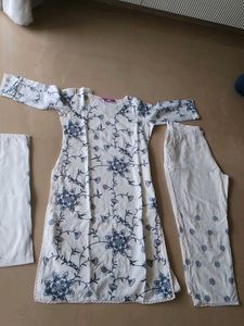 Elegant Floral Kurta Set