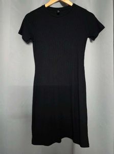 Classic Black Bodycon Dress