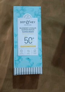Dot &amp; Key Suncream