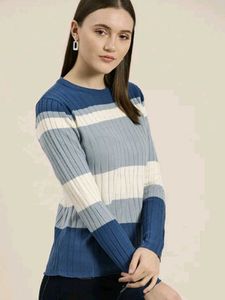 pullover sweater her by invict