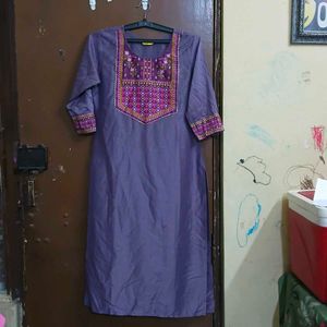 combo of 5 mixed size kurti pant set