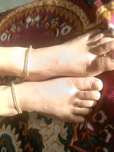 Elegant Gold Anklets