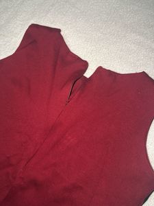 Stylish Sleeveless Maroon Top