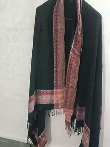 Elegant Black &amp; Red Shawl