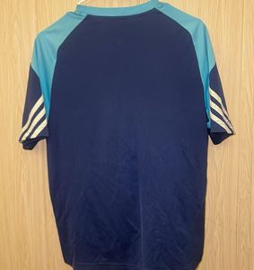Adidas T-Shirt