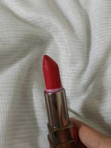 L'Oreal Lincoln Rose Lipstick