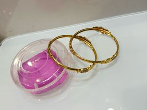 mangalsutra jhumka and kangan set