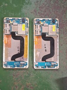 Lot of 2 Used Smartphone Internal Components