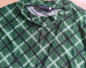 Green Plaid Long Sleeve Top