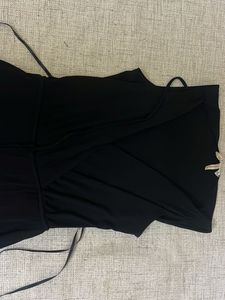 Chic Black Sleeveless Dress